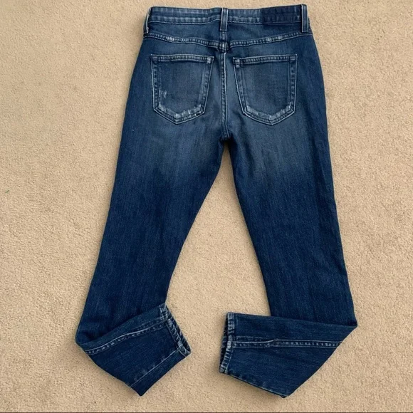 AMO High Rise Twist Crop Blue Jeans in Sweetheart